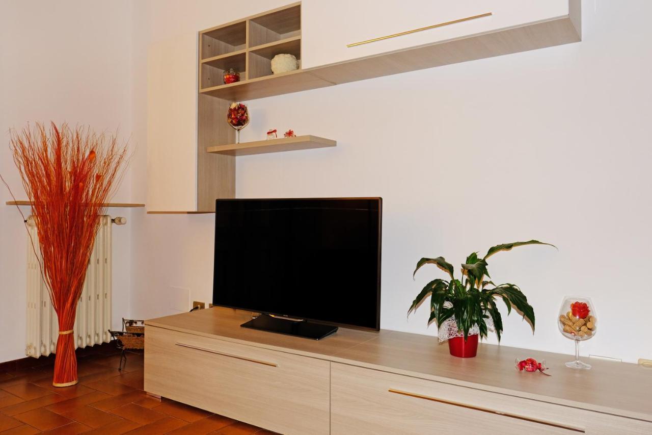 La Casina Di Certaldo Apartment Bagian luar foto