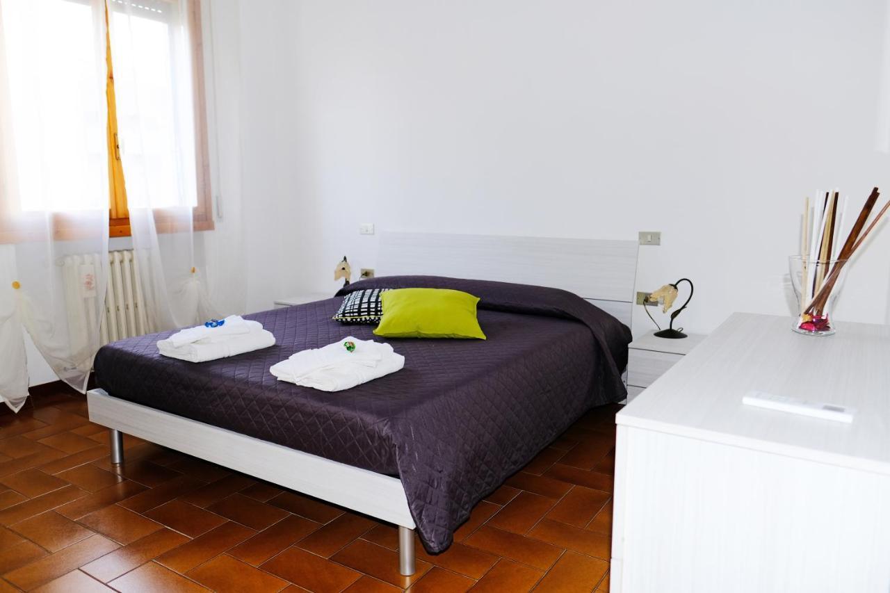 La Casina Di Certaldo Apartment Bagian luar foto